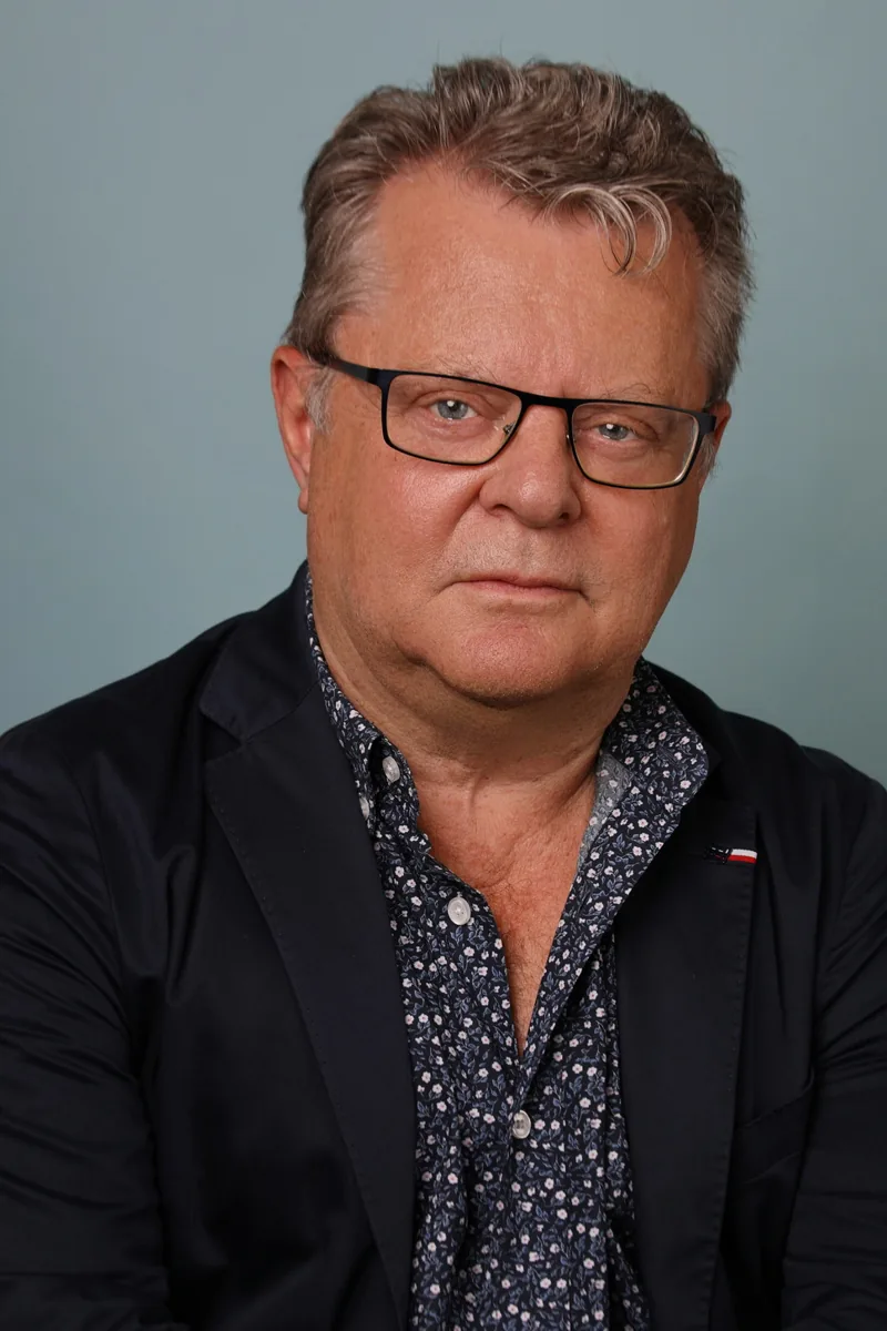 Dr Gilles de KHEROR, radiologue Imagerie 114